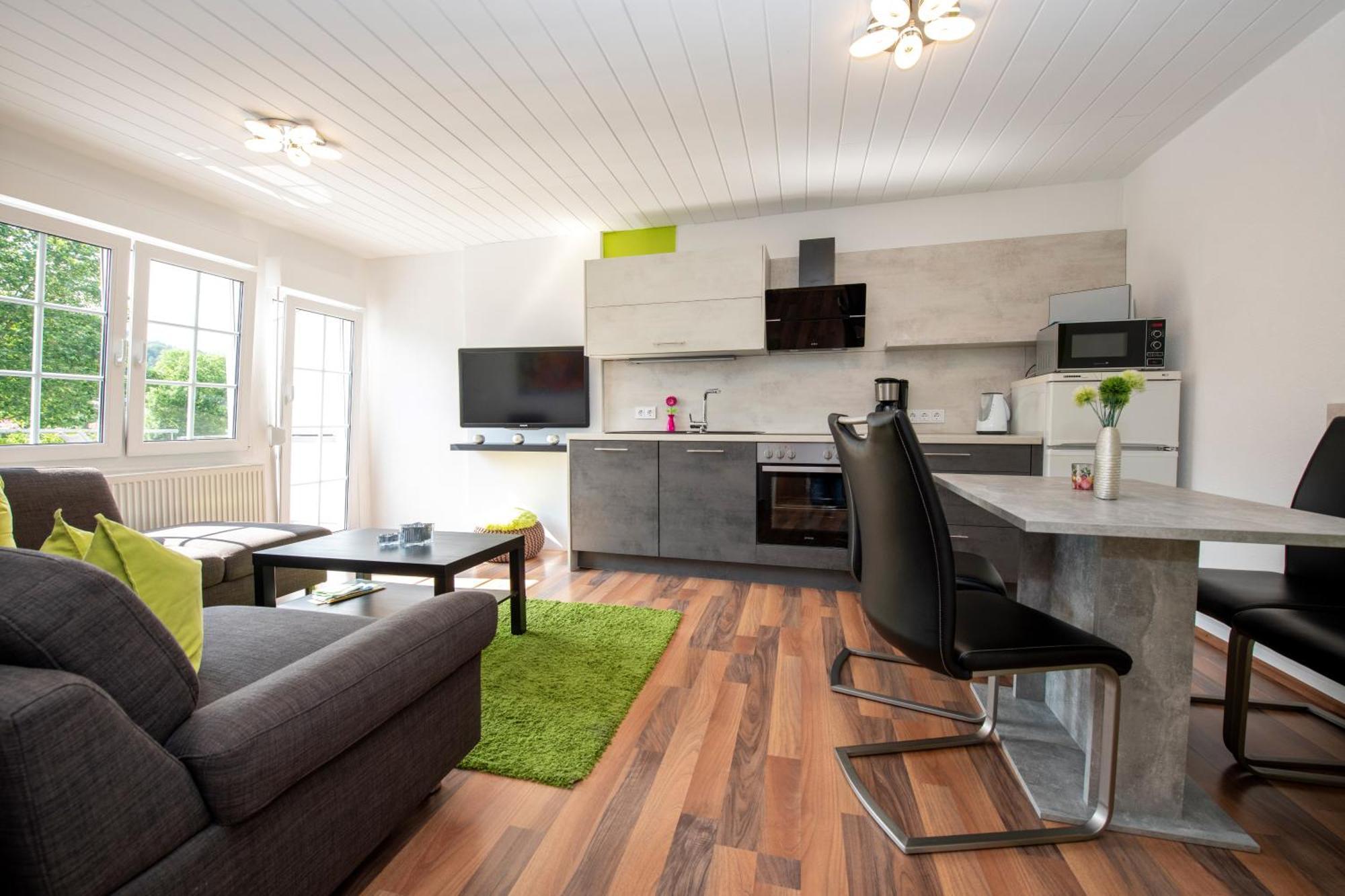 Appartement Feriendomizil Am Moselufer à Zell Extérieur photo